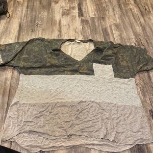 V-neck, 3 pattern tee (camo, stripe, and solid grey)